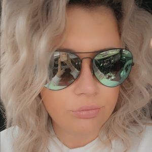 Meet your Posher, Kylie